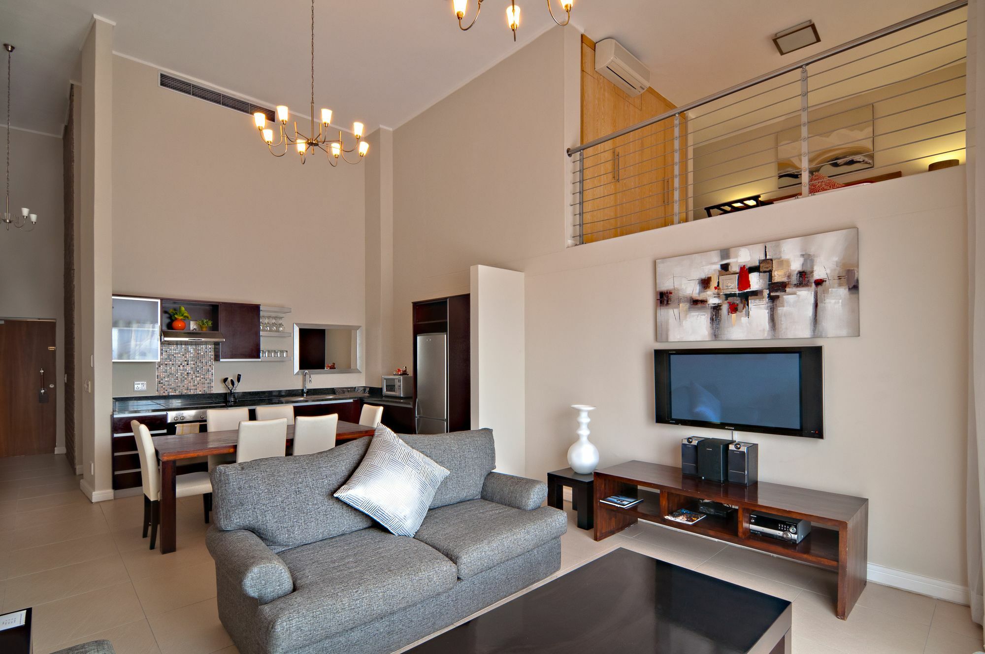 Aparthotel The Rockwell Luxury 4*