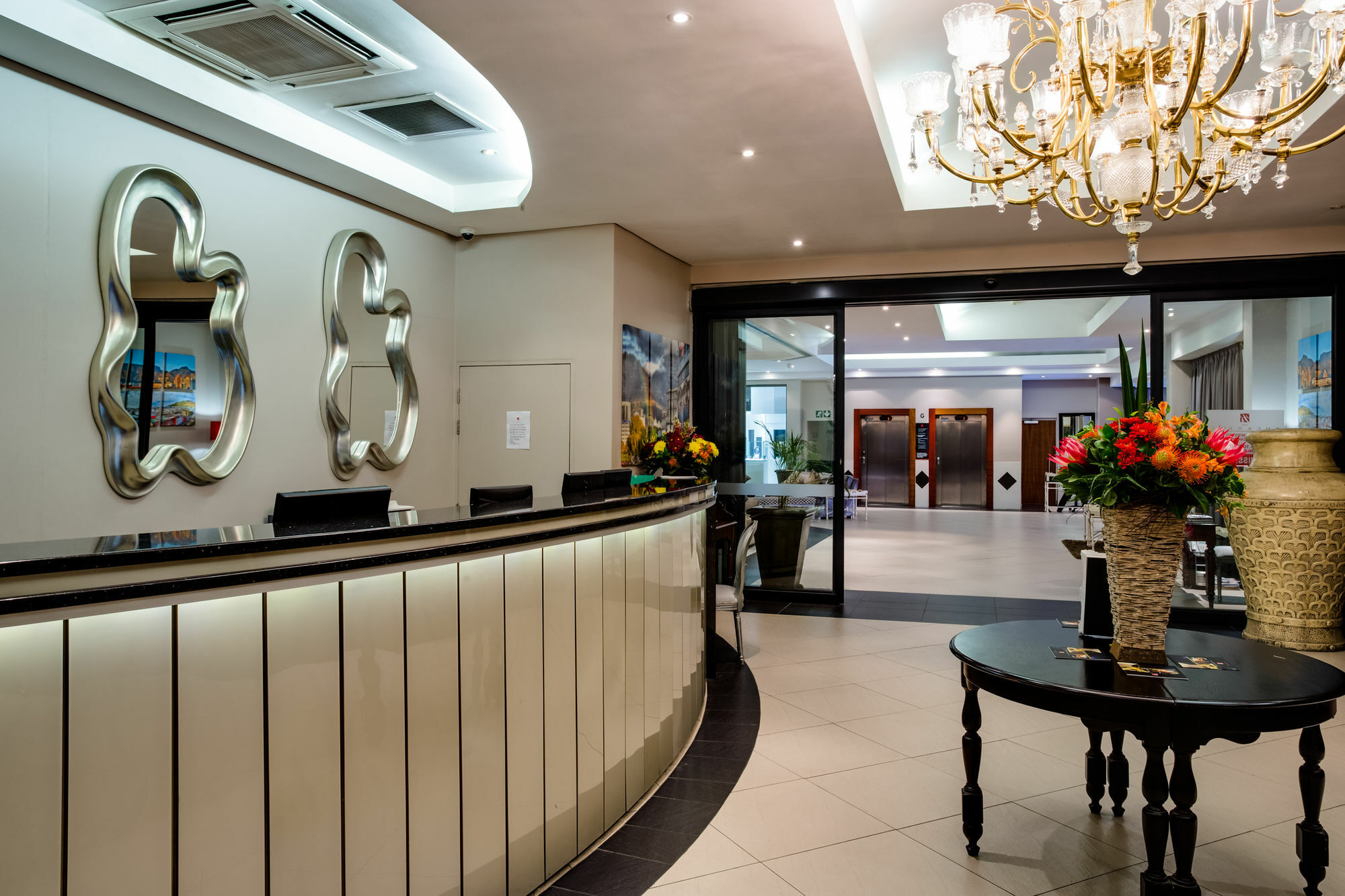 Aparthotel The Rockwell Luxury 4*